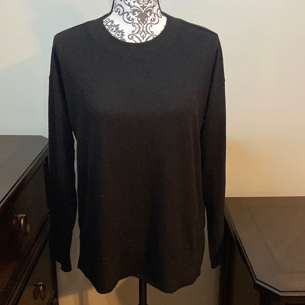 NWT Lucky Brand Black Noir Soft Long Sleeve Sweater - size small